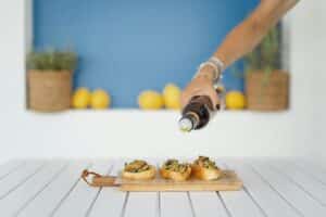 Photo water bread olive oil simplicity