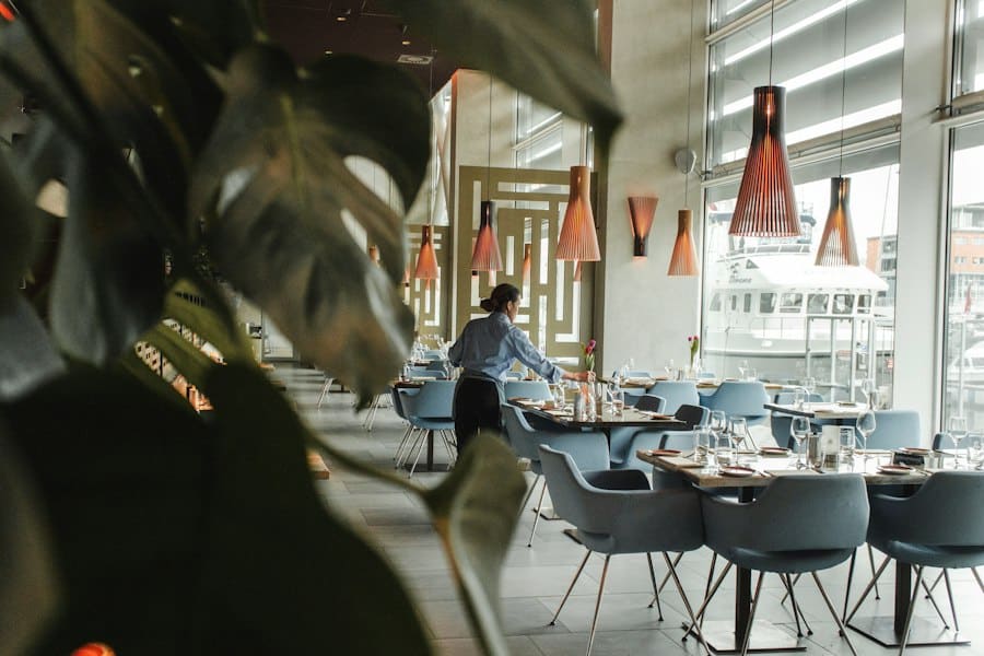 long dining mindfulness